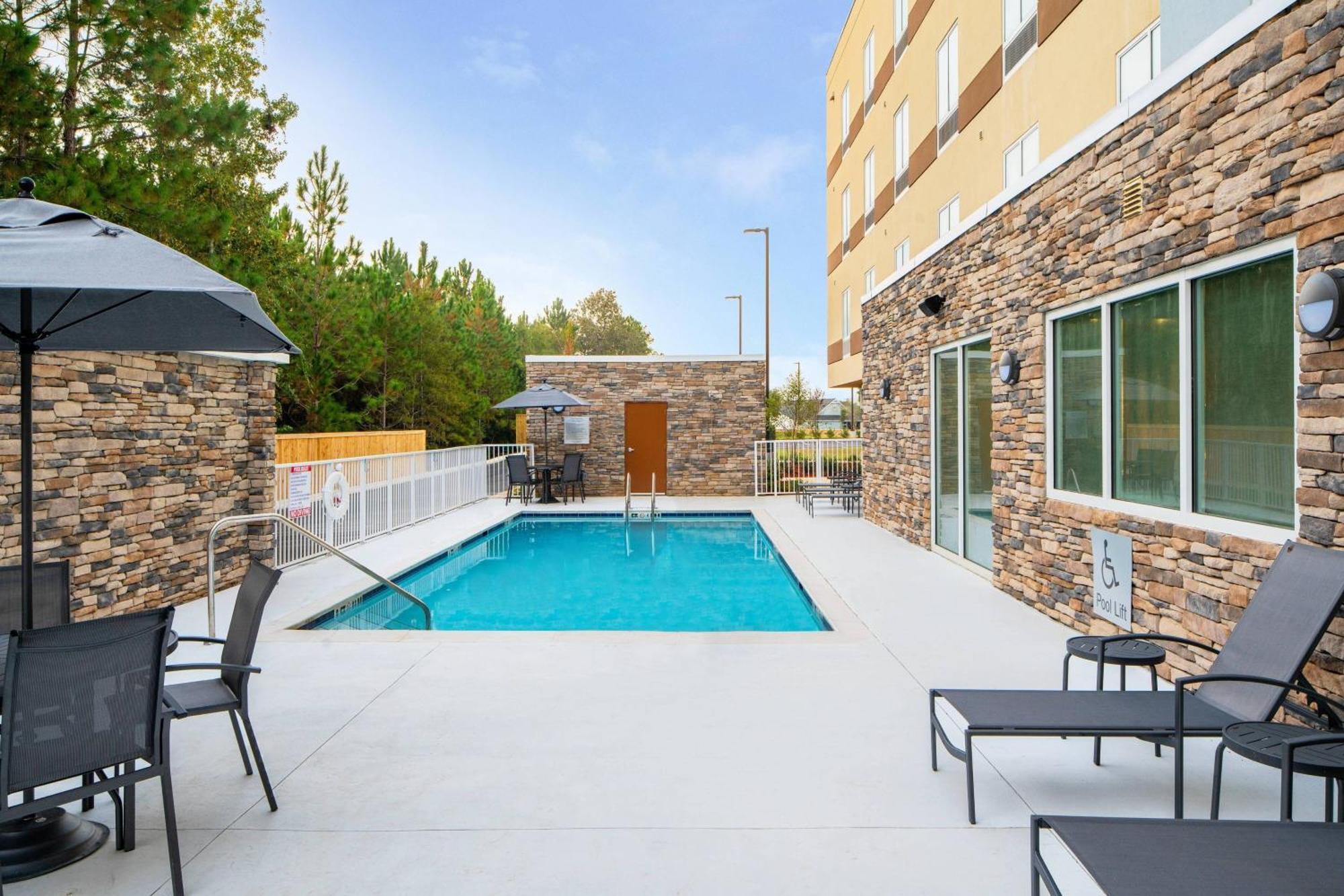 Fairfield By Marriott Inn & Suites Pensacola Pine Forest Buitenkant foto